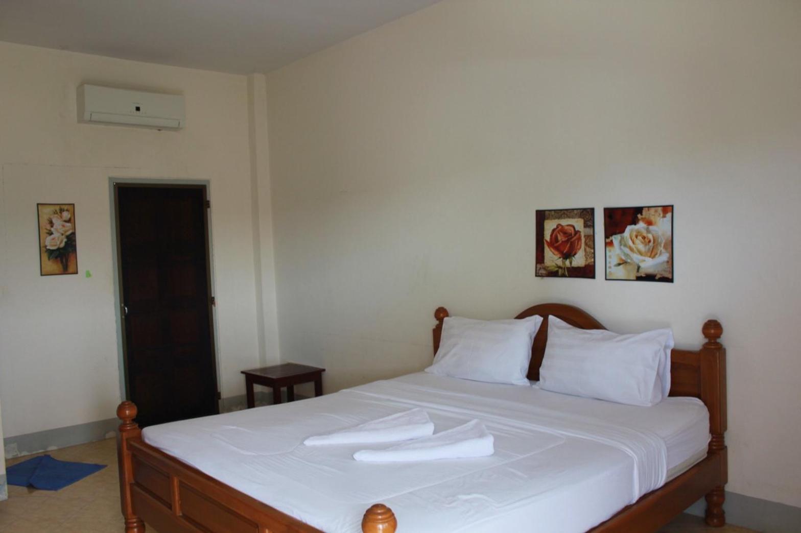 Baanloksouylokchay Hotel Hua Hin Room photo